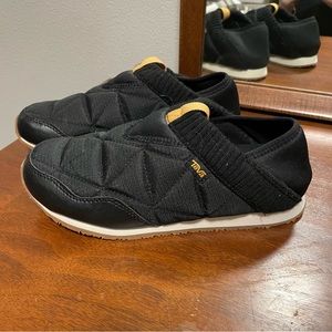 Teva ReEMBER shoes